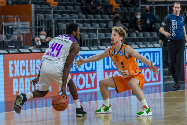 5万镑周薪 5万镑周薪